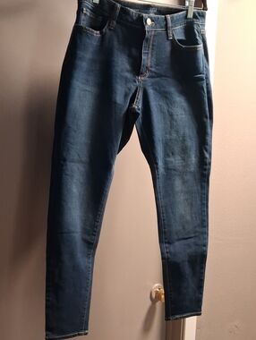 a.n.a Womens Skinny Jeans in Dark Blue Denim